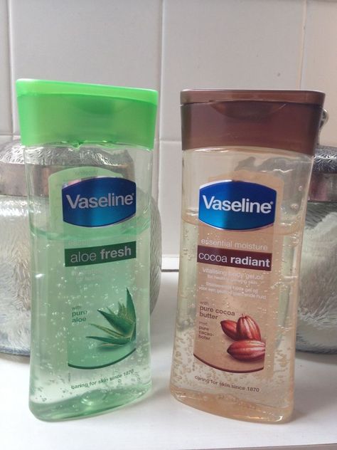 I love treating my skin with Vaseline’s vitalizing body gel oil! It leaves my skin so smooth and hydrated. Its smells amazing! The Aloe Fresh one is my favorite. Aloe Vera Gel and Pure Cocoa Butter has so many benefits. Not only will your skin feel amazing , it will look amazing as well. I definitely recommend these products. Dry Skin Causes, Pure Cocoa Butter, Body Gel, Shower Skin Care, روتين العناية بالبشرة, Smell Goods, Best Moisturizer, Body Care Routine, Body Skin Care Routine