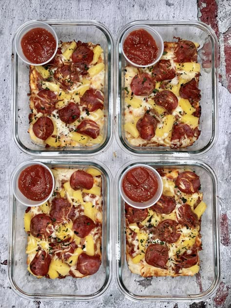 Pepperoni, Bacon & Pineapple Pizza Bake - Diana's Delish Dishes Bacon Pineapple Pizza, Bake Meal Prep, Pizza Combinations, Bacon Pineapple, Honey Chipotle Chicken, Pizza Bowl, Low Calorie Protein, Meal Prep Lunches, Ww Recipe