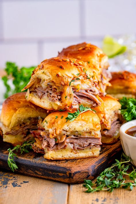 French Dip Sliders, Sandwich Wrap, Country Cook, The Country Cook, French Dip, Slider Recipes, Sandwiches And Wraps, Country Cooking, Burgers Sandwiches