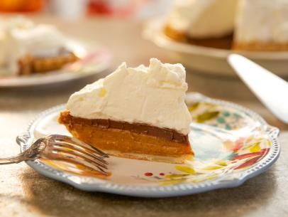 Chocolate Marshmallow Pumpkin Pie Recipe | Ree Drummond | Food Network Marshmallow Pumpkin Pie, The Pioneer Woman Recipes, Food Network Recipes Pioneer Woman, Peach Pound Cakes, Marshmallow Pumpkin, Pioneer Woman Ree Drummond, Slice Of Pie, Best Thanksgiving Recipes, Chocolate Marshmallow