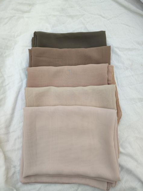 Hijab Colour For Tan Skin, Earth Tone Hijab, Brown Hijab, Hijab Brand, Hijab Colors, Business Packaging Ideas, Small Business Packaging Ideas, Diy Scarf, Small Business Packaging