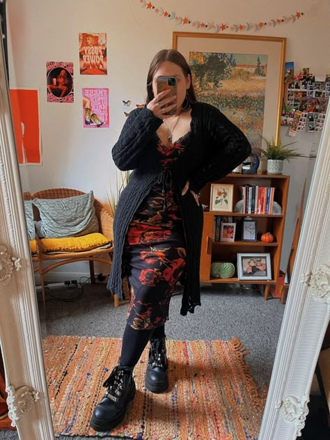 Aesthetic Work Outfit Plus Size, Summer Work Plus Size Outfits, Punk Outfits Midsize, Plus Size Fall Outfit Grunge, Grunge Fall Outfits Plus Size, Boho Grunge Outfits Midsize, Plus Size Whimsigoth Summer, Boho Goth Fashion Plus Size, Bohemian Cold Weather Outfits