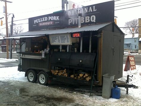 Cool food trailer Smoker Food Ideas, Asian Pork Loin, Outdoor Kitchen Wood, Recipe For Chicken Breast, Trailer Grill, Goto Recipe, Best Grilled Pork Chops, Appetizer Pizza, Bbq Trailer