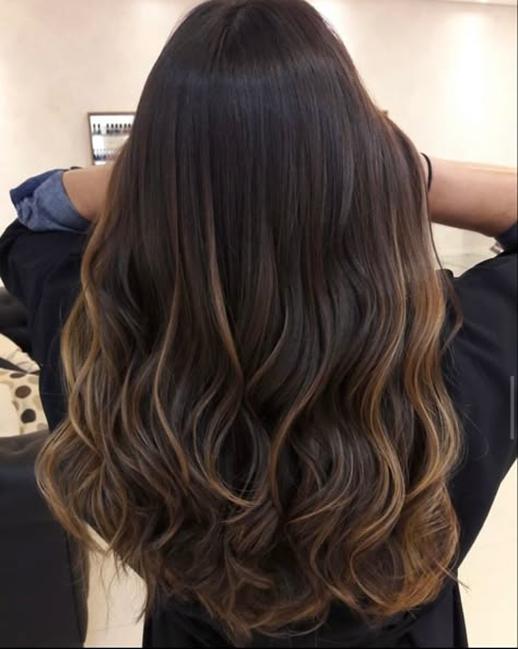 Highlights Bottom Half Of Hair, Honey Balayage On Black Hair, Brunette Partial Balayage, Balayage Cafe, Balayage Partial, Caramel Balayage On Black Hair, Caramel Babylights, Shatush Hair, Balayage On Dark Hair