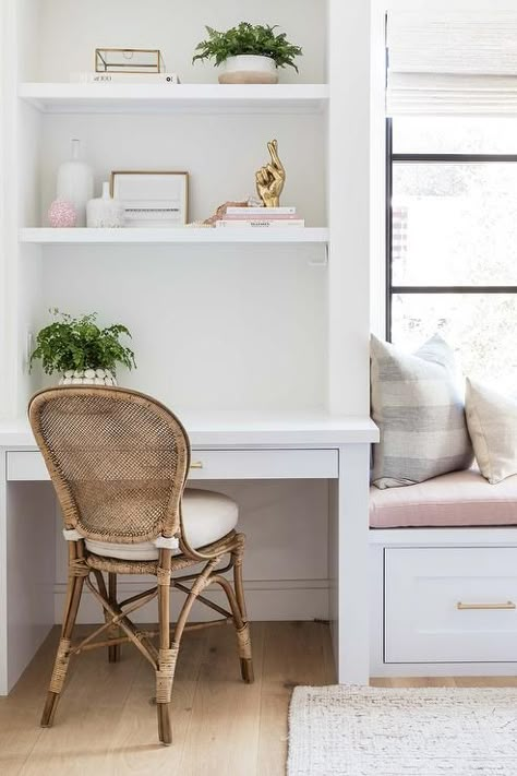 Girl's bedroom features built in shelves over a desk with a brown rattan chair and built in window nook seat that boasts a pink cushion. Desk For Girls Room, Built In Desk And Shelves, Reading Place, Window Seat Ideas, Built In Window Seat, Desk Nook, Pure Salt Interiors, Window Nook, Pink Cushion