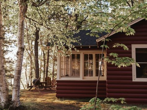 Lakeview — Alderwood Resort Cottage On A Lake, Summer Cabin Aesthetic, Vintage Airbnb, Adirondack Cottage, Chalet Vibes, Midwest Core, Whimsical Cabin, Cozy Rustic Cabin, Pnw Fall