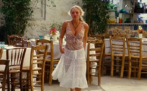 Mamma Mia - Sophie Disco Mamma Mia Outfits, Mamma Mia Aesthetic Sophie, Sophie From Mamma Mia Outfits, Emily Stephens Mamma Mia, Sophia Mamma Mia, Mamma Mia Aesthetic Outfits Sophie, Sofie Mamma Mia Outfits, Mama Mia Outfits Sophie, Mamma Mis Outfits Aesthetic