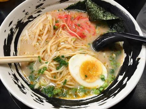 17 - beppu halal ramen japan ittoryu Tokyo Food, Studying Food, Food Babe, Yummy Comfort Food, Free Svg Files, Idee Pasto Sano, Time To Eat, Japan Food, Food Obsession