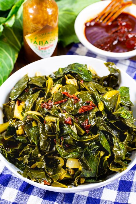 Chipotle Collard Greens have lots of smoky, spicy flavor. Spicy Collard Greens, Bbq Restaurant Ideas, Green Pepper Recipes, Chipotle Peppers In Adobo Sauce, Collard Greens Recipe, Chipotle Peppers, Peach Salsa, Vegan Side Dishes, Vegan Sides