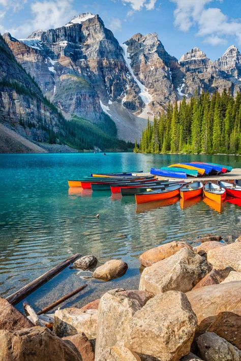 Travelers Are Sharing The "Touristy" Destinations In The US And Abroad That Were Actually So Worth Visiting, And I Want To See Them All Banff National Park Photography, Moraine Lake Canada, Sunshine Village, Africa Photography, Famous Waterfalls, World Most Beautiful Place, Tourist Sites, Moraine Lake, Illustration Creative