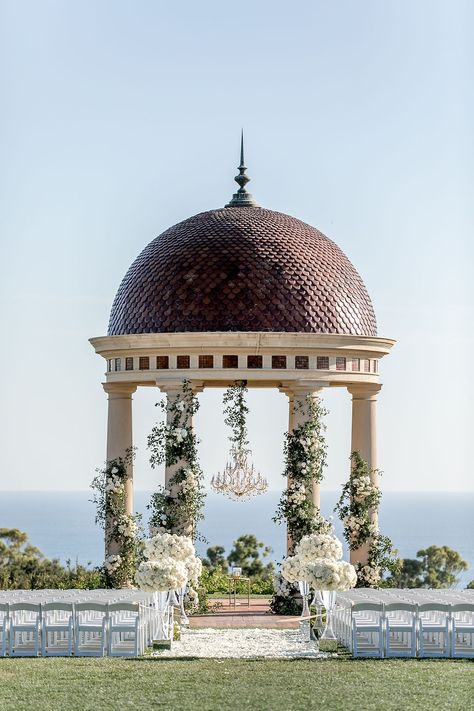 White Green And Champagne Wedding, Green Champagne Wedding, Green And Champagne Wedding, Wedding Bg, Gazebo Decor, Europe Elopement, Pelican Hill Resort, Pelican Hill Wedding, Gazebo Decorations