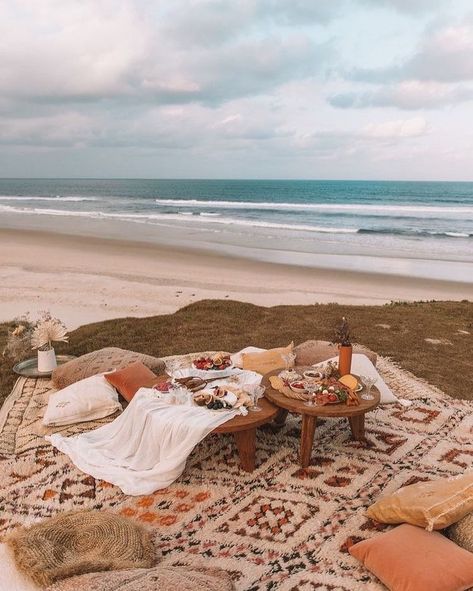 Beach picnic is always a good idea, take your picnic carpet with you and decorate your picnic to another level. . . . . . #bohoofeelings #bohemian #boho #bohochic #beach #beachpicnic #outing #stayout #travel #summer #coastal #freespirit #hippie #gypsy #bohoblanket #bohemianblanket #bohorug #bohemianrug #picnic #nature #naturelover #connectwithnature #sea #boholife #bohemianlife Picnic On The Beach, Picnic Inspo, Picnic Inspiration, Picnic Date, Picnic Ideas, Beach Picnic, Summer Pictures, Photo Images, Date Ideas