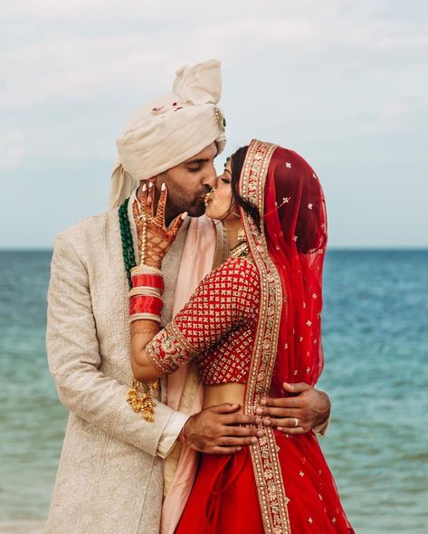 'Never Have I Ever' Richa Moorjani's four-day extravaganza in Cancun was a celebration to remember. #WeddingInspiration #Cancun #Indian #RichaMoorjani Kanjeevaram Bride, Couples Sketch, Richa Moorjani, Cpl Dp, Marriage Poses, Weddings In Mexico, Indian Wedding Poses, Groom Photoshoot, Indian Wedding Couple Photography