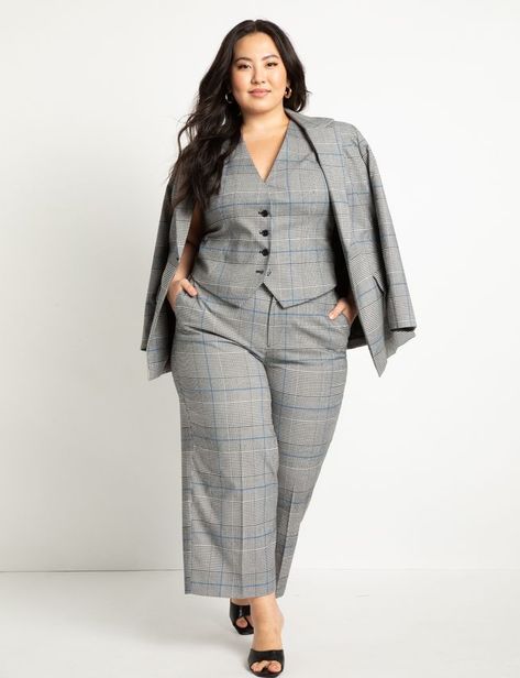 Plus Size Pant Suits, Plus Size Business, Plus Size Workwear, Plus Zise, Plus Size Work, Plus Size Suits, White Suit, Corporate Outfits, Woman Suit Fashion