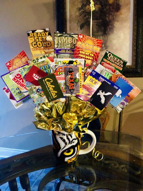 Gambling with a Gift card bouquet #eyeofthetiger #nolongeraminor #18thbirthday Gift Ideas With Lottery Tickets, Teenage Birthday Ideas, Funny Family Christmas Cards, Card Bouquet, Gift Card Bouquet, Teenage Birthday, Surprise Ideas, Texas Gifts, Money Gifts