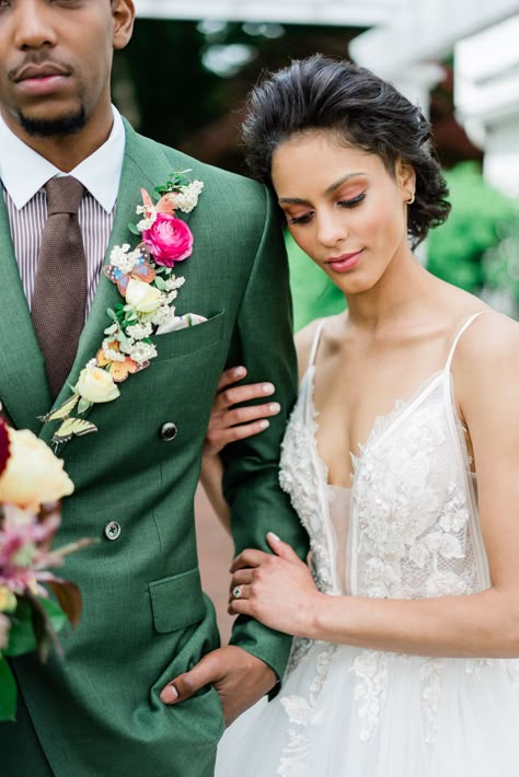 Forest Green Wedding Suit, Floral Boutonniere, Forest Green Wedding, Botanical Garden Wedding Invitations, Embroidered Wedding Gown, Green Wedding Suit, Wedding Couple Pictures, Garden Themed Wedding, Groom And Groomsmen Suits