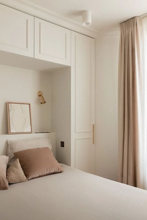 Bedroom Built Ins, Bedroom Built In Wardrobe, Ad Magazine, Wardrobe Design Bedroom, Room Design Bedroom, Bedroom Layouts, Spare Bedroom, Closet Bedroom, Apartment Interior