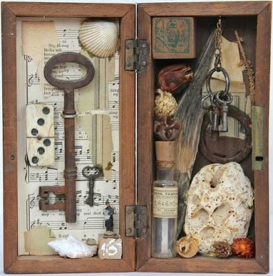 Joseph Cornell Box Art Influence on Rauschenberg and Johns Joseph Cornell Boxes, Cornell Box, Box Assemblage, Joseph Cornell, Art Boxes, Arte Peculiar, Art Assemblage, Film Maker, Shadow Box Art