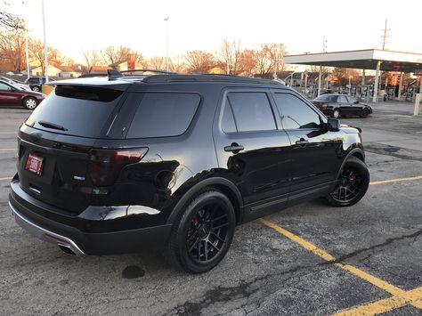 Ford Explorer 2017 Ford Explorer Sport, 2017 Ford Explorer, Explorer Ford, Explorers Club, 2019 Ford Explorer, Car Goals, Ford Explorer Sport, Explorer Sport, Pretty Cars