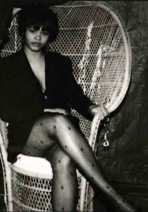 Juke Joints, Jill Scott, Sheryl Lee, Vintage Black Glamour, Black Music, 1990's Fashion, Philadelphia Pennsylvania, 1 Of 1, Black And White Pictures