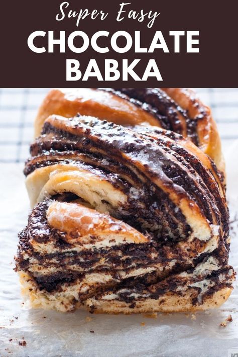 Babka Bread, Babka Recipe, Baked Dessert, Polish Traditions, Chocolate Babka, British Baking, Bread Recipes Sweet, Jewish Recipes, Chocolate Filling