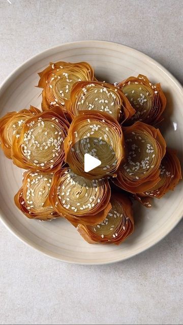 Filo Pastry Dessert, Filo Pastry Recipes, Filo Pastry, Pie Pie, Honey Butter, Pastry Recipes, Baklava, Puff Pastry, Food Hacks