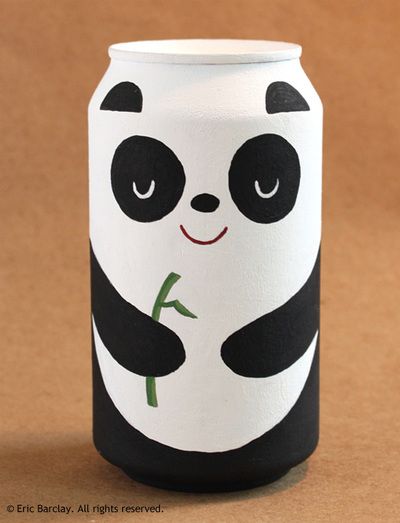 Painted Soda Can Panda Bottle Piggy Bank Diy, Pen Stand Painting Ideas, Piggy Bank Painting Ideas, Panda Project, Waste Bottle Craft, Panda Craft, Diy Glass Bottle Crafts, Diy Bottle Crafts, Plastic Bottle Crafts