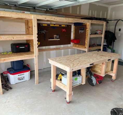 Finished this not to long ago. Mobile garage workbench with built in vacuum, shelf for power tools, stowable miter saw, and large shelving… | Instagram Built In Vacuum, Easy Garage Storage, Mobile Garage, Garage Workbench Plans, Garage Workshop Layout, Diy Lathe, Diy Garage Work Bench, Garage Storage Inspiration, Garage Workbench