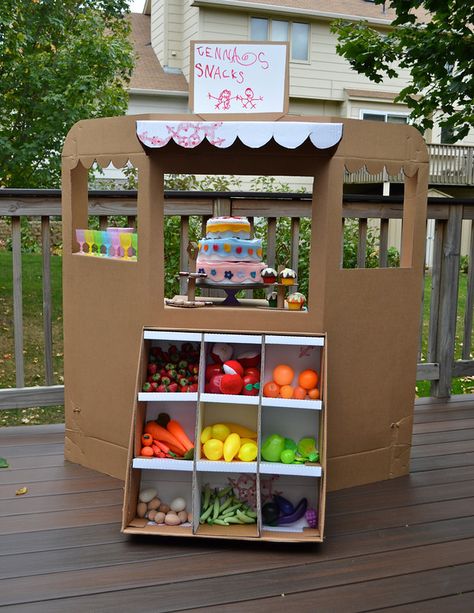 I'm still procrastinating, you guys. So last night I thought I'd play with cardboard - the grandest way I know to avoid sewing things I'm ... Cardboard Forts, Carton Diy, Kids Market, Cardboard Toys, Cardboard Box Crafts, Diy Cardboard, Dramatic Play, Kid Crafts, Cardboard Crafts