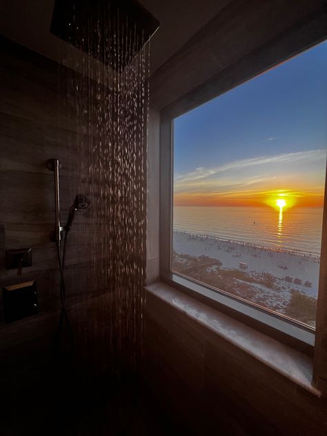 Big Shower Aesthetic, Relaxing Shower Ideas, Morning Shower Aesthetic, Shower Astethic, Shower Vibes Aesthetic, Shower Aesthetic Pictures, Showers Aesthetic, Showering Aesthetic, Shower Motivation