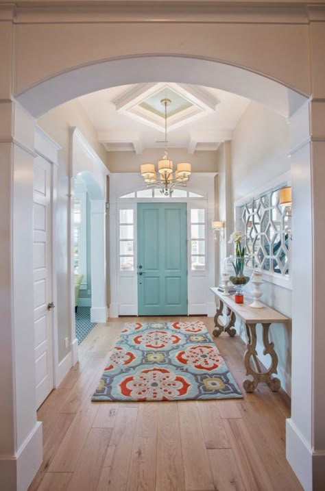 House of Turquoise: Highland Custom Homes door color perfection. Just sayin' Vstupná Hala, House Of Turquoise, Interior Vintage, Foyer Design, Parade Of Homes, Style At Home, Entry Way, Casas De Ensueño, Design Case