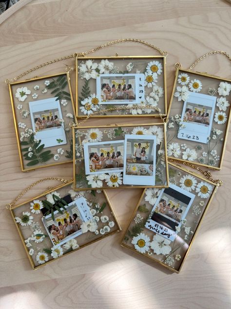 Pressed Flowers, Floating, Birthday, Flowers, Gold, Gifts, Design