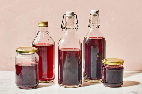 With a bottle of red wine and raw vinegar, you can make red wine vinegar from scratch. This simple recipe takes time but creates a better flavor you'll love. Oil And Vinegar Salad Dressing Recipe, Red Wine Vinegar Recipes, Homemade Essentials, Balsamic Vinegar Recipes, Fermented Recipes, Types Of Vinegar, Infused Vinegars, Vinegar Salad Dressing, Leftover Wine