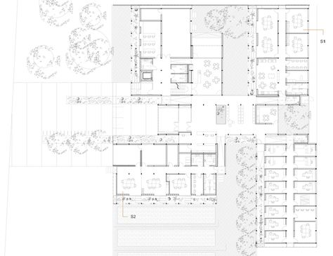 Gallery of Psychopedagogical Medical Center / Comas-Pont arquitectos - 8 Hospital Plan, Hospital Floor Plan, Craftsman Floor Plan, Hospital Plans, Architects Desk, Muji Style, Cabin Loft, Lodge House, Luxury Plan