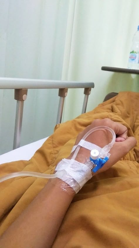 Hospital Bed Prank, Real Drip On Hand Images, In The Hospital Prank, Sick In Hospital Hands, Hand Drip In Hospital Snap Indian, Prank Hospital Picture, Confined Hospital Prank, Dextrose In Hand Hospital, Hospital Prank Pictures