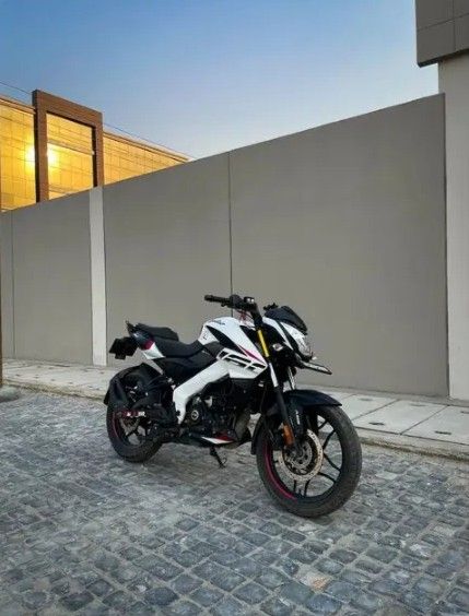 Rouser Ns200, Ns 160, New Love Pic, Pulsar 200ns, Ns 200, Motos Yamaha, Instagram Words, Bike Pic, Fotos Ideas