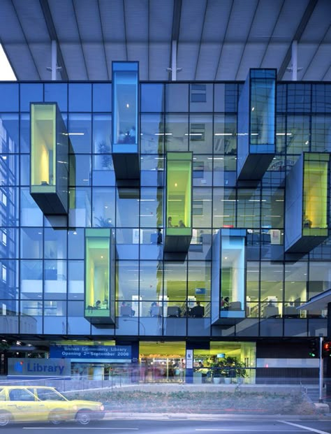 Bishan Public Library, by LOOK architects Architecture Facade, Beautiful Library, Library Architecture, Glass Facades, Building Facade, Library Design, Design Exterior, Facade Architecture, Architecture Exterior