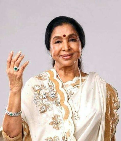 Bollywood Singers, Indian Singers, Asha Bhosle, Celebrity Birthdays, 8 September, Famous Birthdays, Indian Cinema, Music Posters, Birthday Images