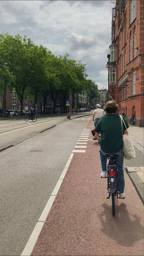 Biking In Amsterdam, Amsterdam Bike Aesthetic, City Bike Aesthetic, Biking Netherlands, Biking Amsterdam, Amsterdam Aesthetic Summer, Bike Amsterdam, Vision Board Content, Netherlands Summer