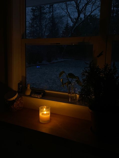 Snowy Evening, Late Fall, Night Aesthetic, Autumn Aesthetic, My Vibe, Night Time, Dark Academia, My Aesthetic, The Conversation