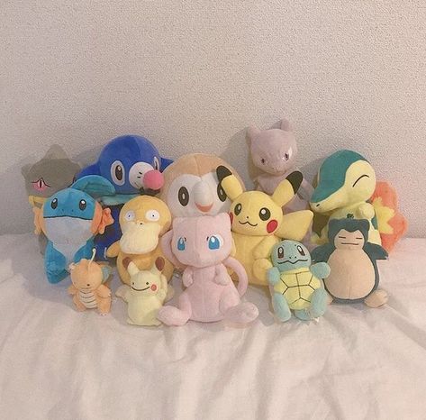 𝘢𝘮𝘰𝘥𝘦𝘳𝘯𝘪𝘤𝘢𝘳𝘶𝘴 Plushies Pattern, Pokemon Plush, Cuddle Buddy, Kawaii Plushies, Pokemon Trainer, Rilakkuma, Cute Plush, Cute Pokemon, Toy Boxes