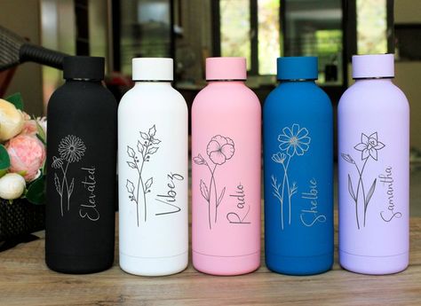 Personalized Bottle,Water Bottle,Bridesmaid Gift,Bridesmaid Proposal,Custom Water Bottle,W Tumblers For Best Friends, Cool Water Bottle Designs, Personalised Water Bottle, Customized Water Bottles, Best Gifts For Girlfriend, Wedding Tumbler, Tumbler Bottle, Wedding Water Bottles, Trendy Water Bottles