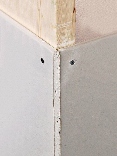 lapped-drywall-sheet-corner-1143b2bb Sheet Rock Walls Diy, Bullnose Corners Drywall, Drywall Corner Repair, Replacing Drywall Diy, How To Fix Corners Of Drywall, How To Remove Sheetrock Drywall, Drywall Corners, Sheet Rock Walls, Hanging Drywall