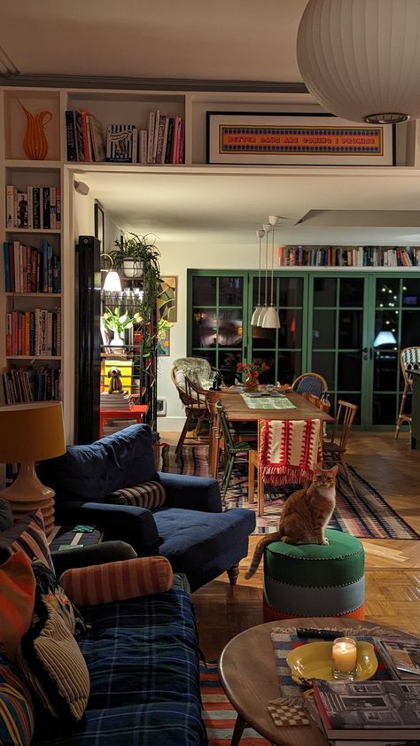 New York Cozy Apartment, Living Room With Two Chairs, Living Room With Blue Rug, Lived In Interior Design, Cosy Eclectic Living Room, Renovating Aesthetic, Artful Eclectic Living Room, Cozy Midcentury Modern Living Room, Apartment Inspiration Colorful