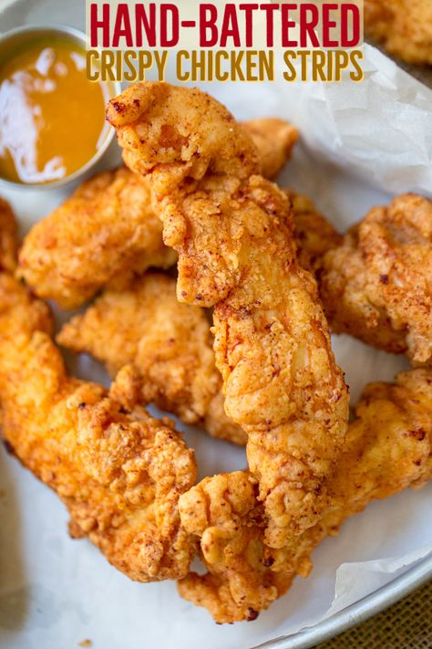 Crispy Fried Chicken Recipe, Southern Fried Pork Chops, Chicken Finger Recipes, Chicken Bites Recipes, Chicken Strip Recipes, Fried Chicken Strips, Breaded Chicken Tenders, Fried Chicken Tenders, Chicken Tenderloin Recipes