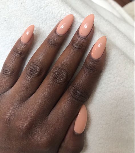 #mediumnails #almondnails #gelpolish #summernails #nudenails French Manicure Gel Nails, French Manicure Gel, Manicure Gel Nails, Gel French Manicure, Manicure Gel, Unique Acrylic Nails, Nails Summer, French Manicure, Nude Nails