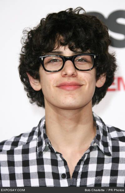 Matt Bennett :D Robby From Victorious, Robby Victorious, Robbie Victorious, Robbie Shapiro, Matt Bennett, Energy Types, Victorious Cast, Nerdy Guys, Messy Room