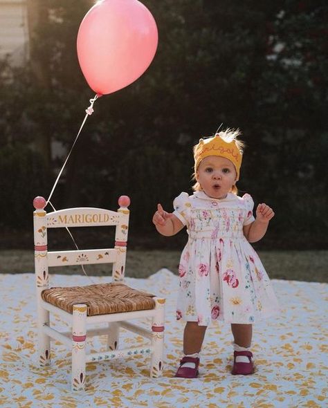 p i e r r o t on Instagram: "🎈 Marigold Bee with her birthday chair, and we painted one for her big sister Clementine Daisy’s 1st birthday a couple of years ago too 🍊🌼 The sweetest pair of girls and chairs! Thank you for finding us @juliaberolzheimer 💕" Birthday Chair, 1st Birthday Photoshoot, Julia Berolzheimer, 1st Birthday Themes, First Birthday Themes, Dream Girl, Nursery Inspiration, Family Parties, Kid Toys