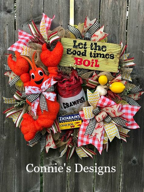 Let the good times Boil! By Connie's Designs Crawfish Boil Wreath, Let The Good Times Boil, Crawfish Decorations Ideas, Crawfish Boil Party Ideas, Crawfish Boil Party Decorations, Crawfish Birthday, Cajun Decor, Cajun Party, Shrimp Boil Party