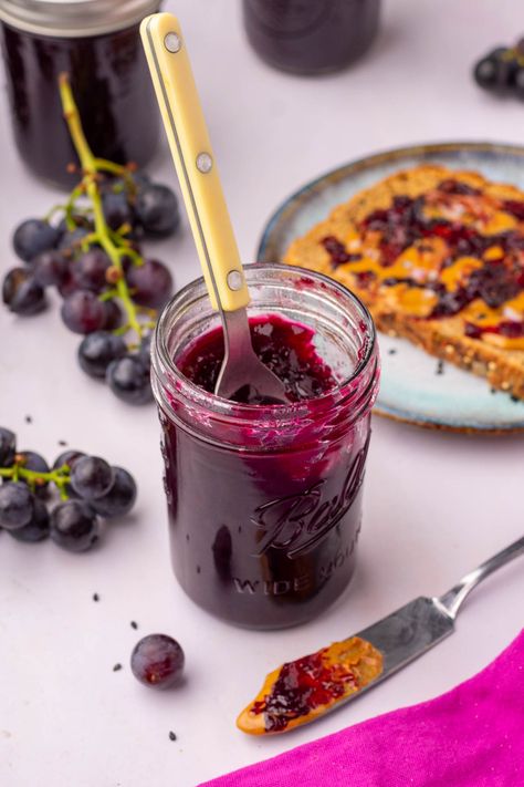 Concord Grape Jam with Vanilla [No Pectin] Concord Grape Jam, Grape Jam Recipe, Homemade Grape Jelly, Peanut Butter Jelly Sandwich, Grape Jam, Canning Tips, Grape Jelly, Breakfast Toast, How To Make Jam